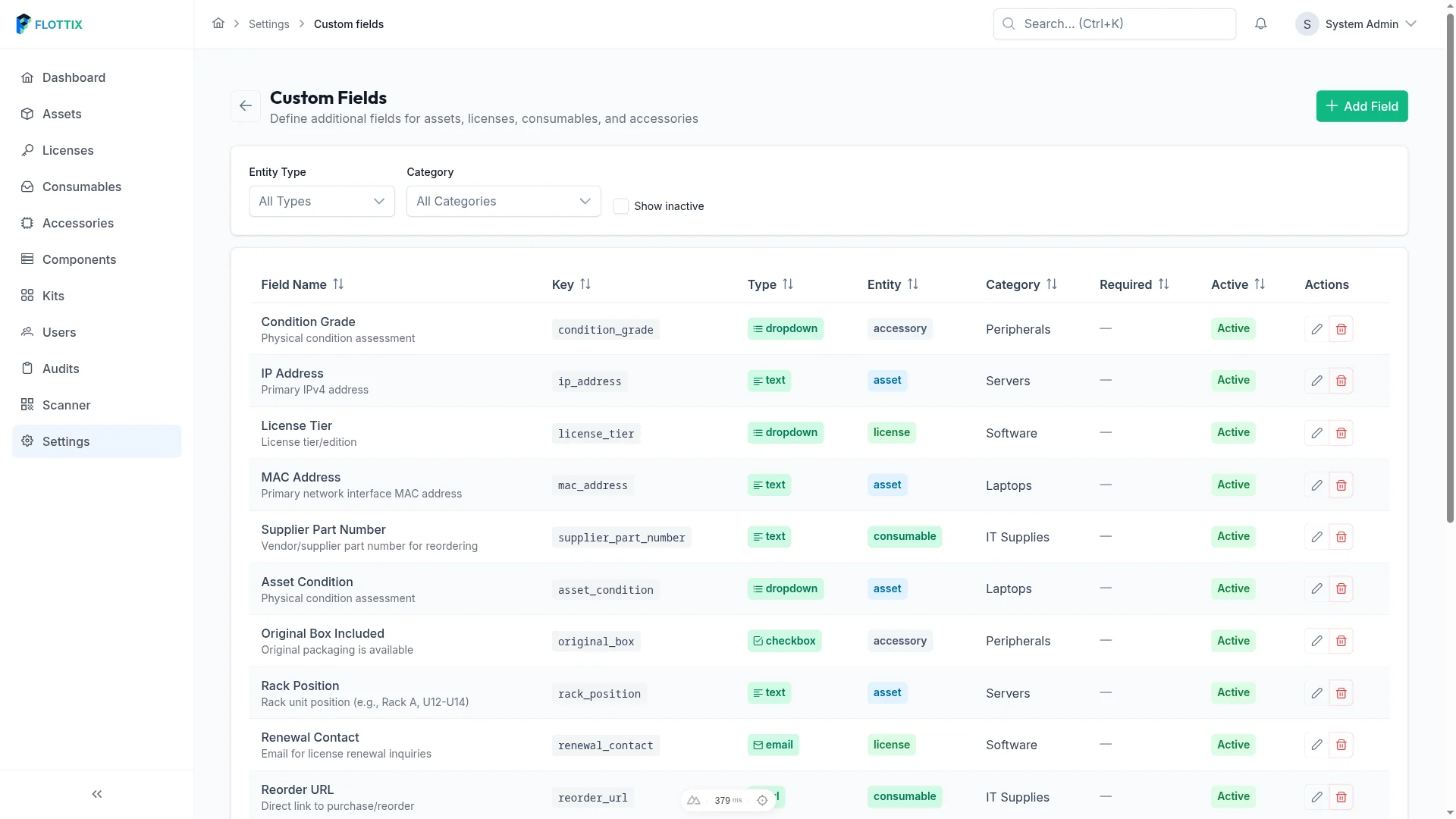 The Flottix v0.10 interface showing custom field creation for high-end servers.